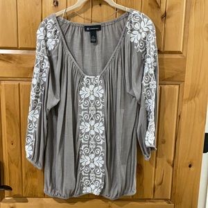 International Concept grey embroidered top